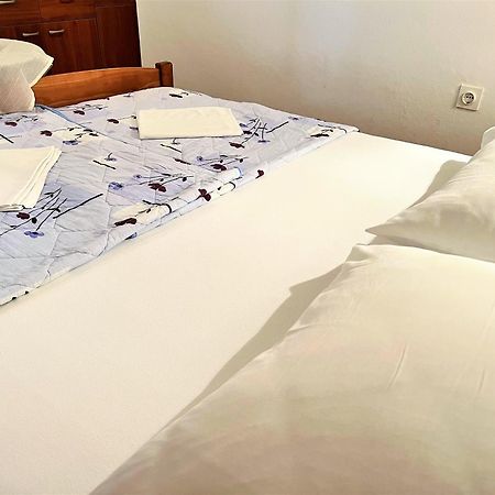 Zoro Apartments Palit Room photo